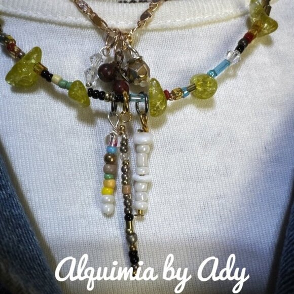 Layered colorful charms necklace with peridot - Picture 3 of 4